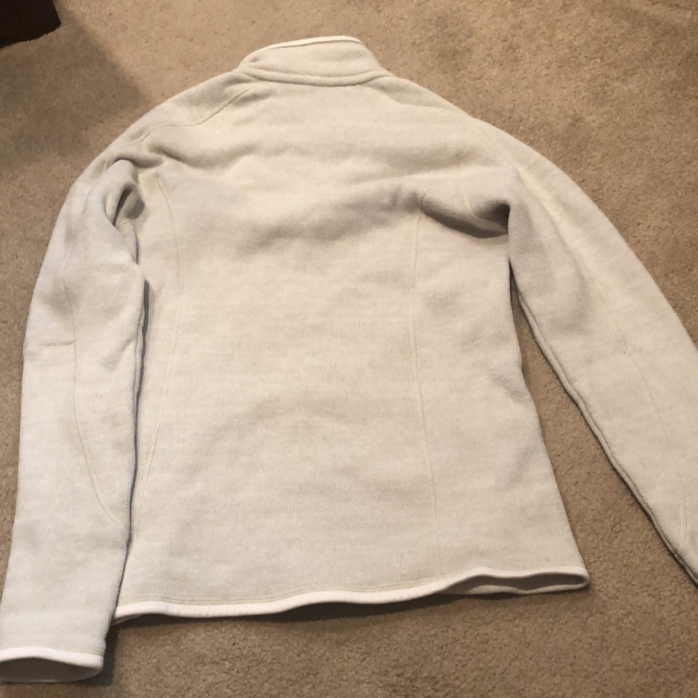 Women’s Patagonia Better Sweater Half Zip - Picture 3 of 4